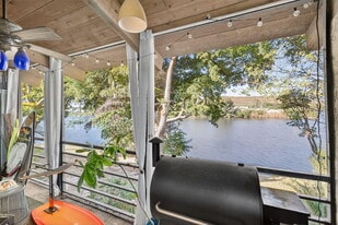 4491 Crystal Lake Dr in Pompano Beach, FL - Building Photo