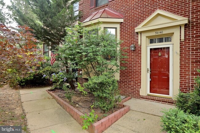 property at 5440 Barrister Pl