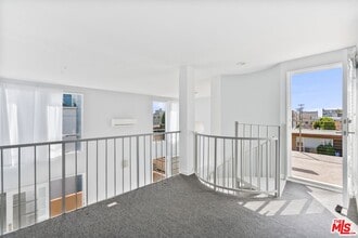 114 Fleet St in Marina Del Rey, CA - Building Photo - Building Photo
