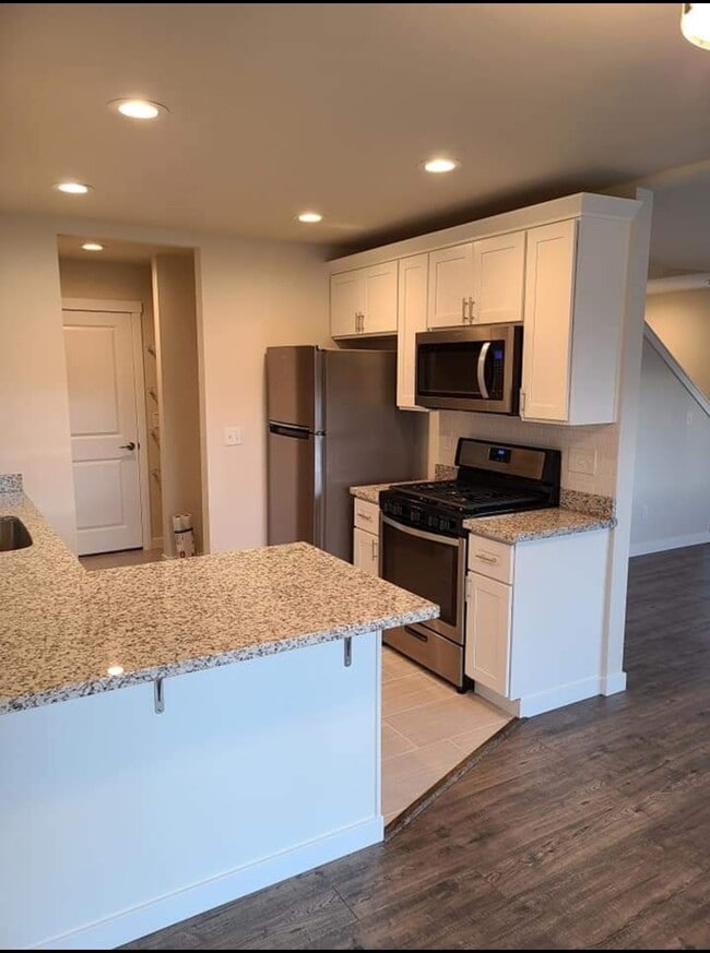 146 168th St E, Unit 144 in Spanaway, WA - Foto de edificio - Building Photo