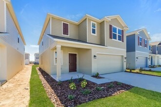 2823 Whitaker Pt in Haines City, FL - Building Photo - Building Photo