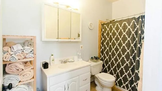 property at 1027 7th St NE