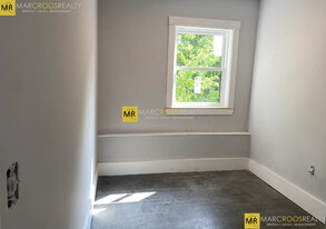 4 Cottage St, Unit 1 in Boston, MA - Building Photo
