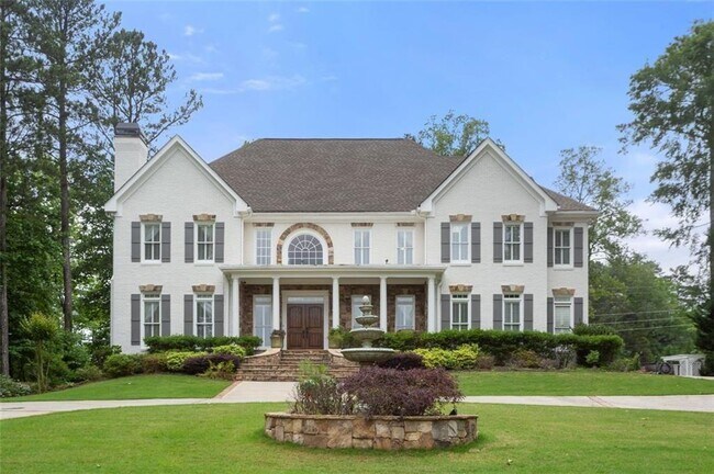 415 Lyerly Pointe in Alpharetta, GA - Foto de edificio - Building Photo
