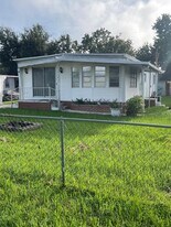2817 Newcombe Ln in Kissimmee, FL - Building Photo
