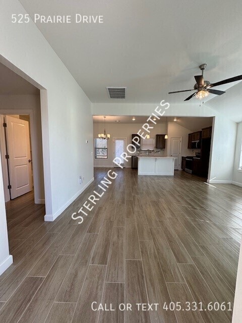 525 Prairie Dr in Guthrie, OK - Building Photo - Building Photo