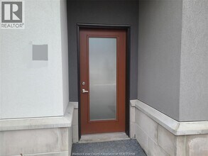 550 Sandison St in Windsor, ON - Building Photo - Building Photo