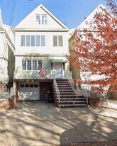 135 W 52nd St in Bayonne, NJ - Building Photo