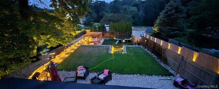 338 Main St in East Setauket, NY - Building Photo - Building Photo