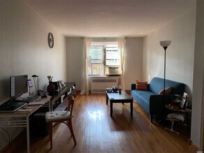 100-11 67th Rd-Unit -418 in Queens, NY - Building Photo - Building Photo