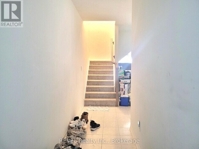 171 Bur Oak Dr in Thorold, ON - Building Photo - Building Photo