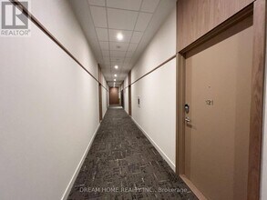 1 Kyle Lowry Rd in Toronto, ON - Building Photo - Building Photo