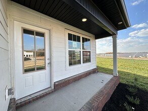 840 Karmaflux Way in Clarksville, TN - Building Photo - Building Photo