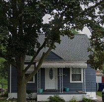 2064 Reo Ave in Lincoln Park, MI - Building Photo