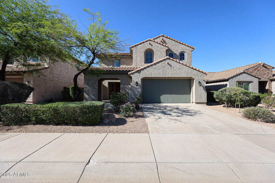 9121 W Plum Rd in Peoria, AZ - Building Photo