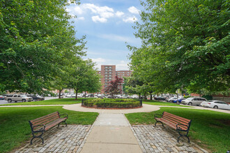 Maple Gardens in Irvington, NJ - Building Photo - Building Photo