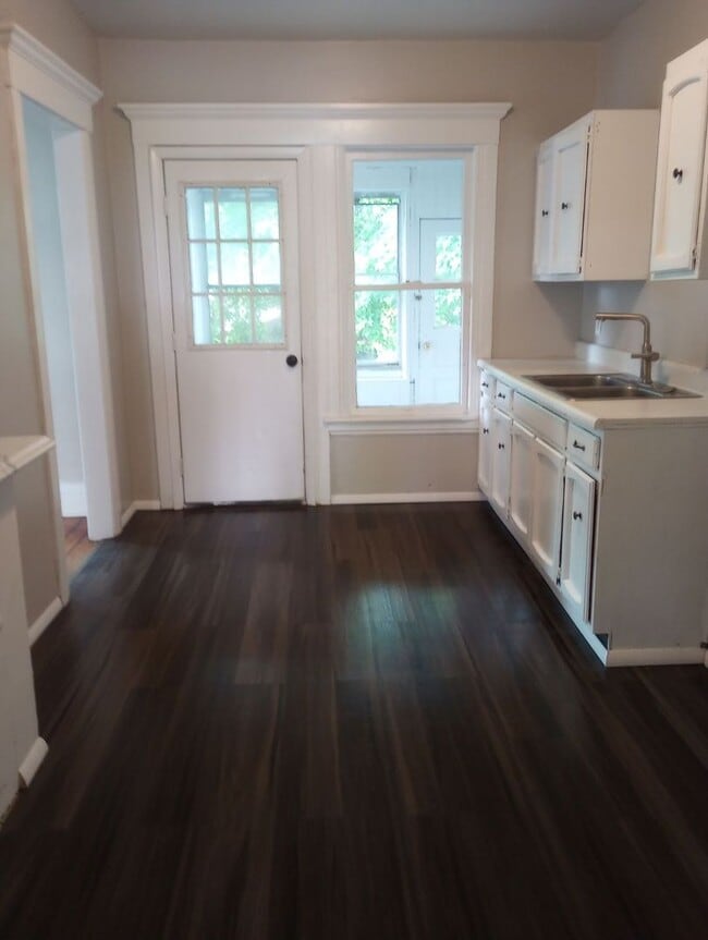 property at 125 S Fulton St