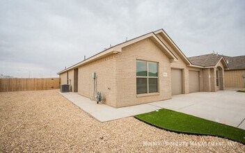 2112 N Avenue K in Lubbock, TX - Building Photo - Building Photo