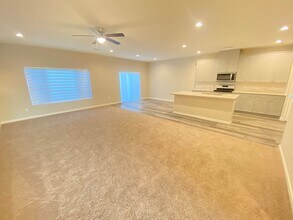 Modern 4-Bedroom Home in Northeast Bakersf in Bakersfield, CA - Building Photo - Building Photo