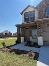 643 Joseph Rd in Pilot Point, TX - Building Photo - Building Photo