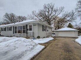 12625 Monterey Ave S in Savage, MN - Building Photo