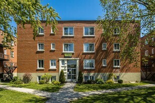 1305-1345 Décarie Rue Apartments