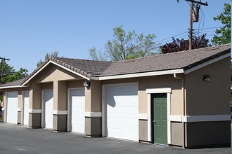 Norden Terrace Apartments in North Highlands, CA - Building Photo - Building Photo