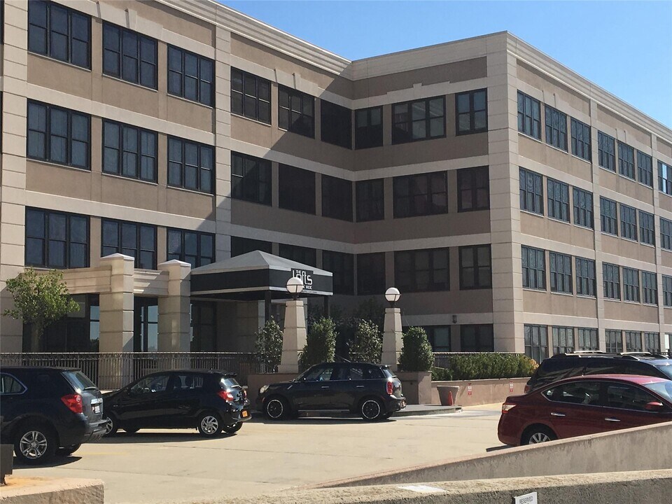 29 Lecount Pl in New Rochelle, NY - Foto de edificio