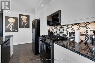 3 Navy Wharf Ct in Toronto, ON - Building Photo - Building Photo