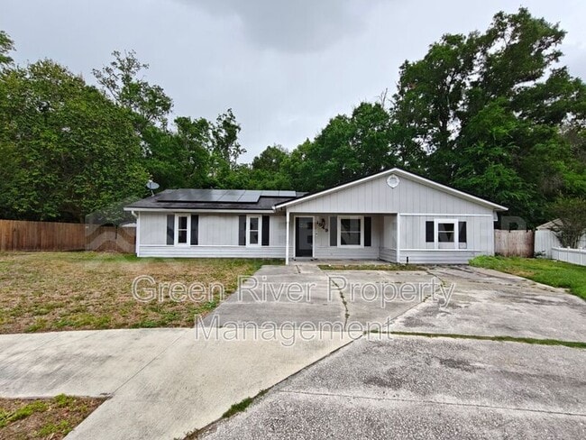 property at 1549 Sonoma Ct