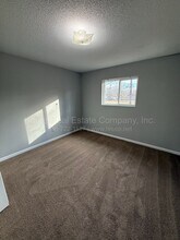 1004 Salisbury St in Kernersville, NC - Building Photo - Building Photo