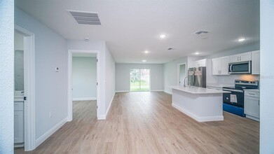 843 Bahia Cir in Ocala, FL - Building Photo - Building Photo