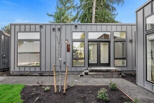 11454 NE Morris St in Portland, OR - Building Photo