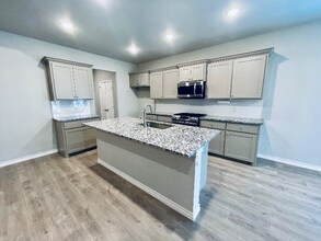 7610 60th St in Lubbock, TX - Building Photo - Building Photo