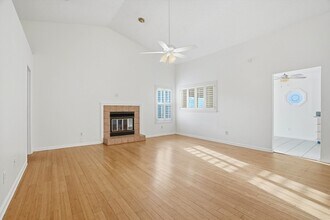 212 Pheasant Run in Palm Valley, FL - Building Photo - Building Photo