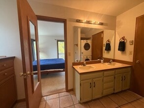 2915 Chinook Ln in Steamboat Springs, CO - Building Photo - Building Photo