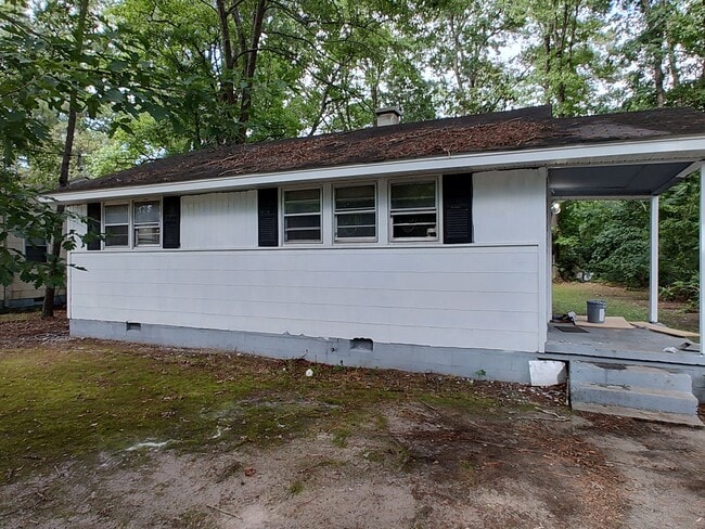 property at 2211 Ivy Rd