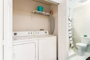 2301 Carlton Dr in Orlando, FL - Building Photo