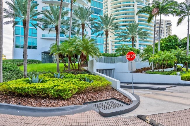 property at 2101 Brickell Ave