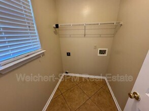 5616 Autumn Valley Dr in Memphis, TN - Building Photo - Building Photo