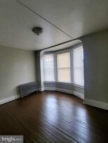 1134 W King St in West York, PA - Building Photo