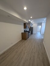 6614 Rising Sun Ave in Philadelphia, PA - Foto de edificio - Building Photo