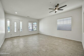 12568 W Chucks Ave in Peoria, AZ - Building Photo - Building Photo