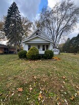 1017 Heidelberg Rd in Toledo, OH - Building Photo