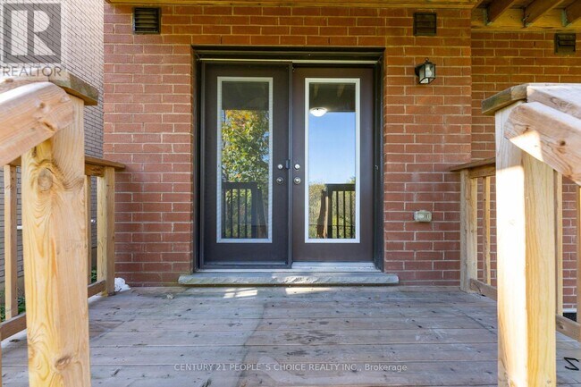 49 Woodstream Dr in Toronto, ON - Building Photo - Building Photo