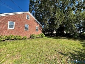 411 Hillcrest Ave in Colonial Heights, VA - Building Photo - Building Photo