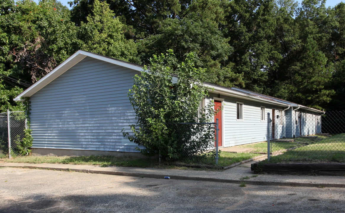 1015 Lowry Ave in Durham, NC - Building Photo