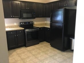 212 Garden Folly Ln in Richlands, NC - Building Photo - Building Photo