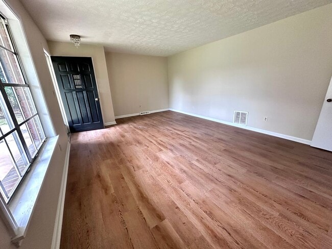 11 Parkwood Dr NE in Rome, GA - Building Photo - Building Photo