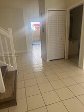 7325 NW 174th Terrace in Miami Gardens, FL - Building Photo - Building Photo